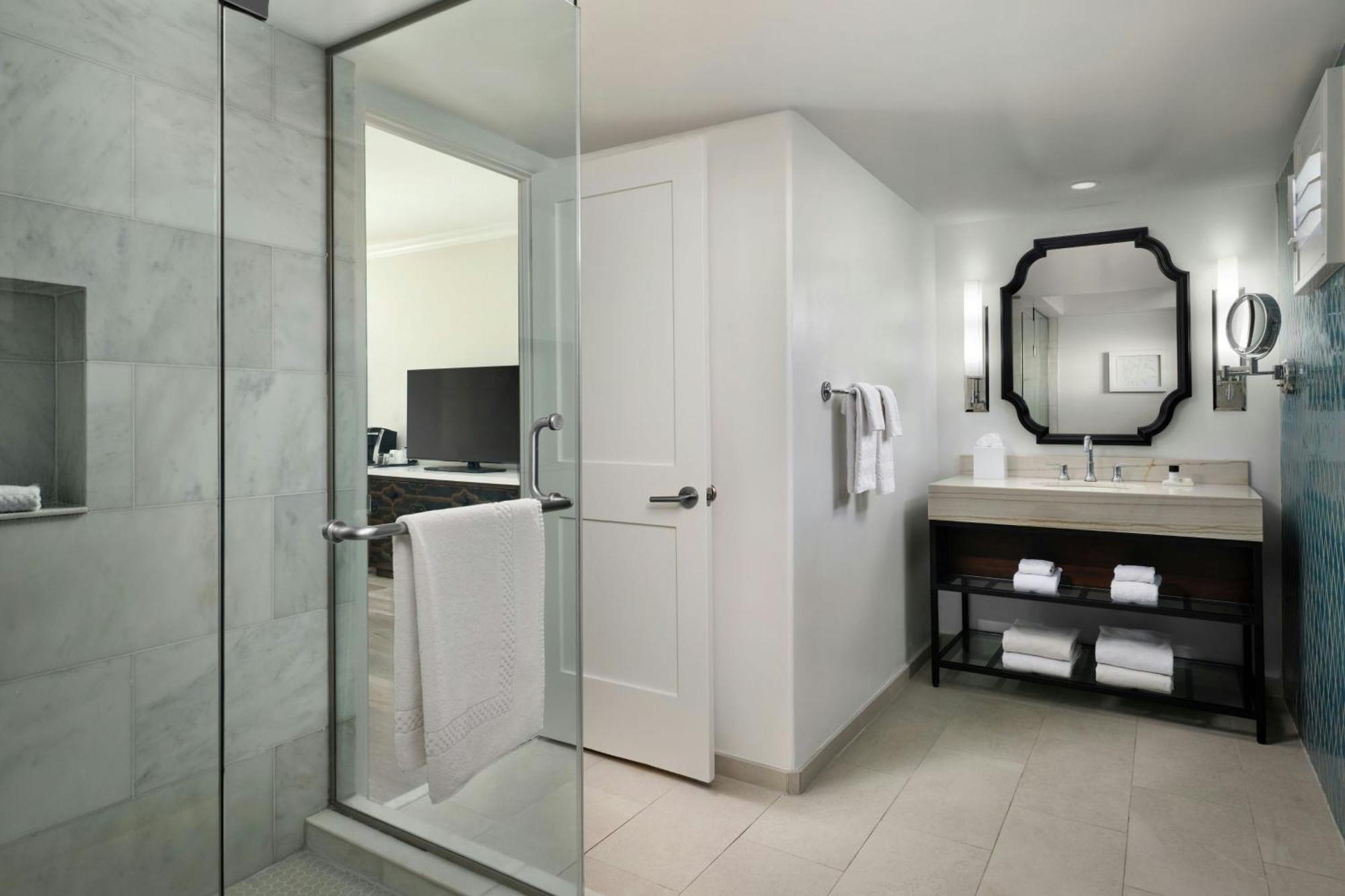 Guest Room with Two Double Beds,1643179171:JPEG