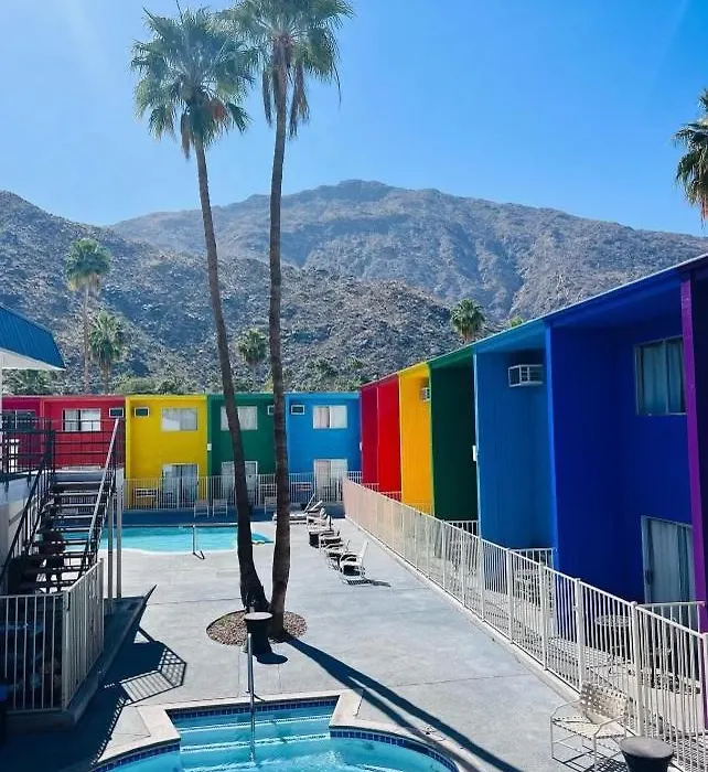 Delos Reyes Palm Springs-1