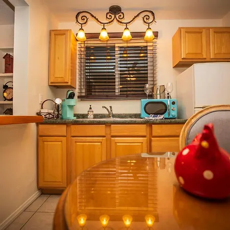 Old Ranch Inn - Adults Only 21 & Up-3