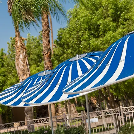 Days Inn By Wyndham Palm Springs-2