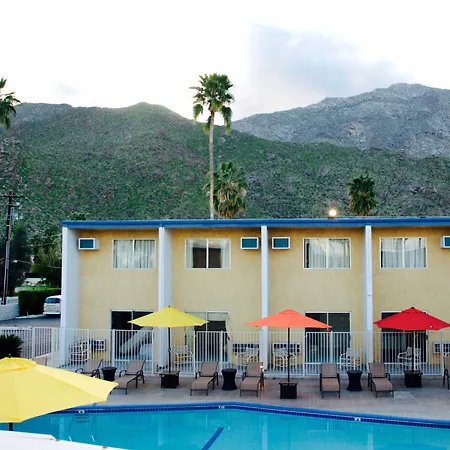 Delos Reyes Palm Springs-2