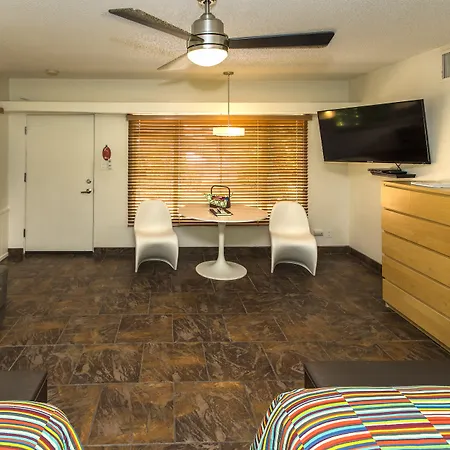 Desert Riviera Hotel - A Town & Desert Boutique Hotel-2