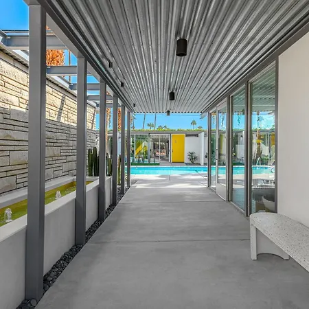 Limon Palm Springs A Luxury Boutique Hotel-3