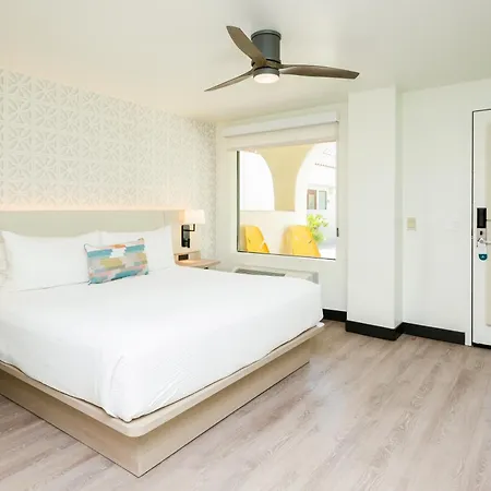 Palm Mountain Resort & Spa-3