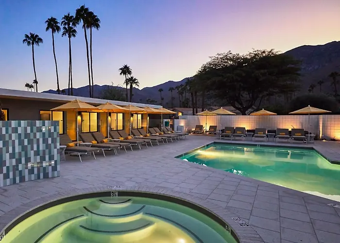 Twin Palms Resort - A Gay Men'S Resort Palm Springs